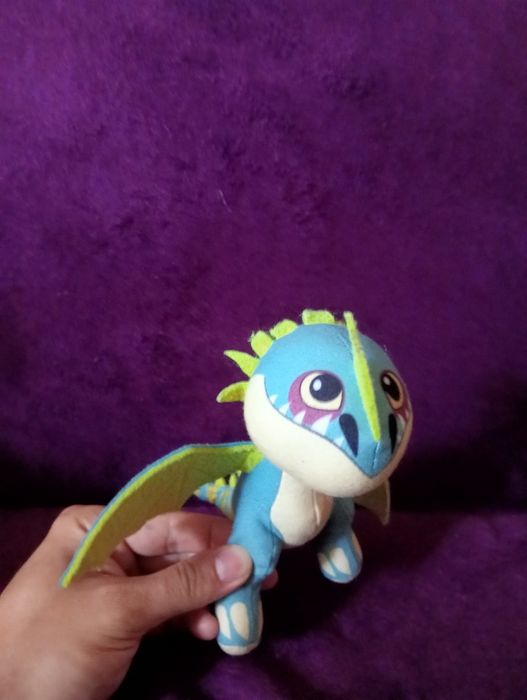 Smok wichura jak wytresować smoka maskotka