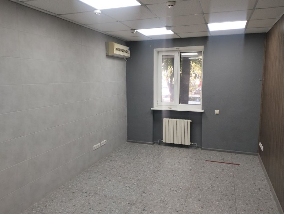 Оренда приміщення 95м2 в Центрі , вул.В.Стуса 51