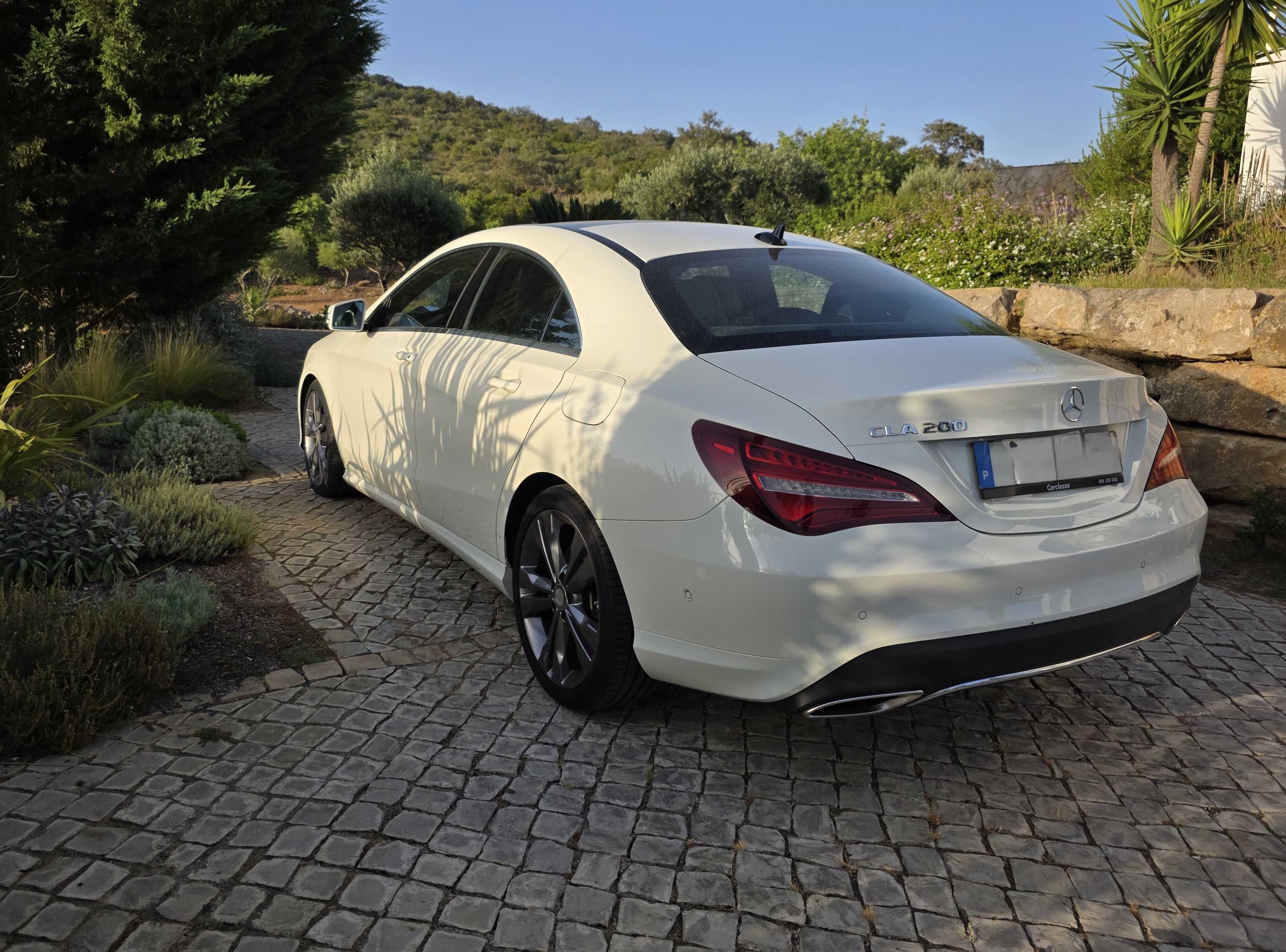 Mercedes-Benz CLA 200