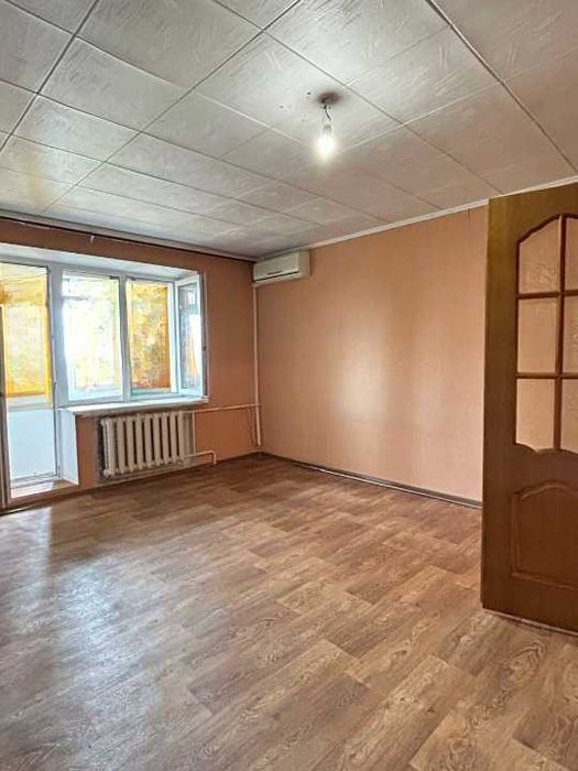 Крупногабаритная 1-комнатная квартира, Намыв, Киевская