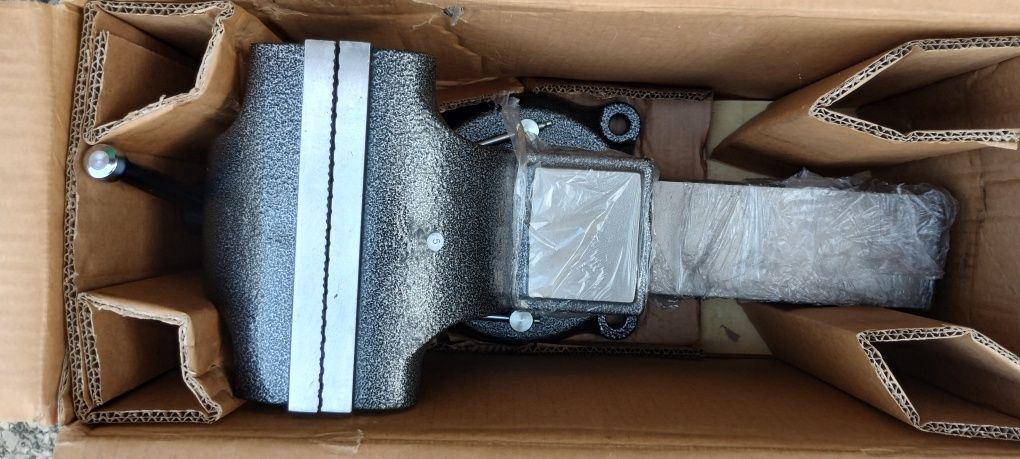 Bardzo duże cieżkie imadło 200mm