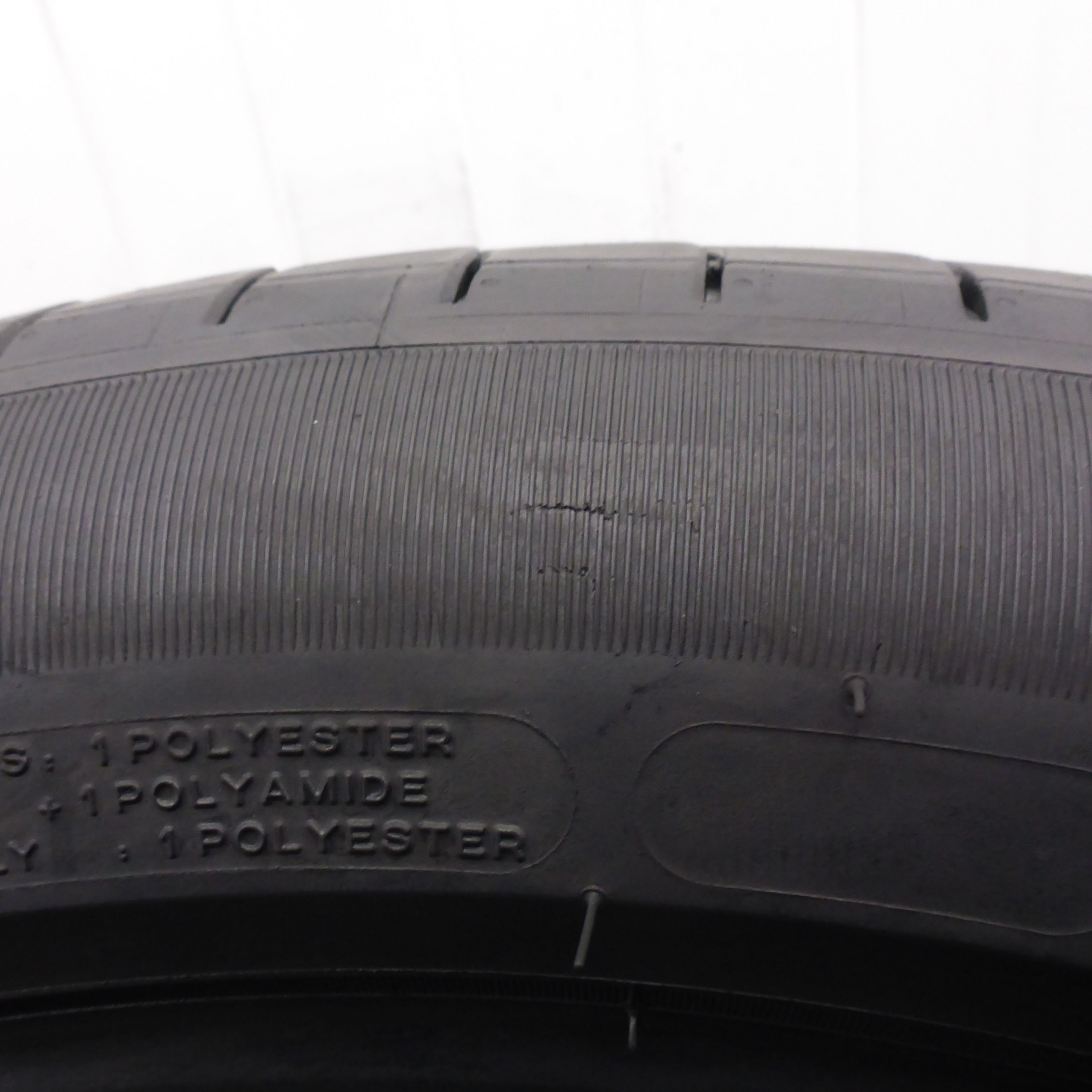 235/45/20 Michelin 235/45R20 100V XL Primacy 4 S1 Lato 2023 6,2mm