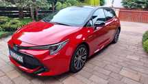 Do sprzedania toyota corolla e21  2.0 hybryda.