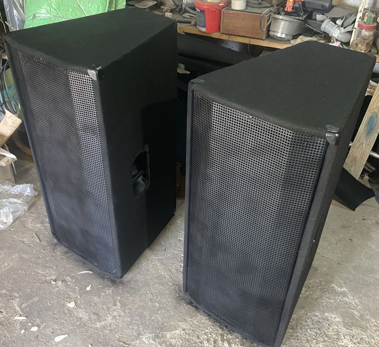 Корпуса для трьох полоски