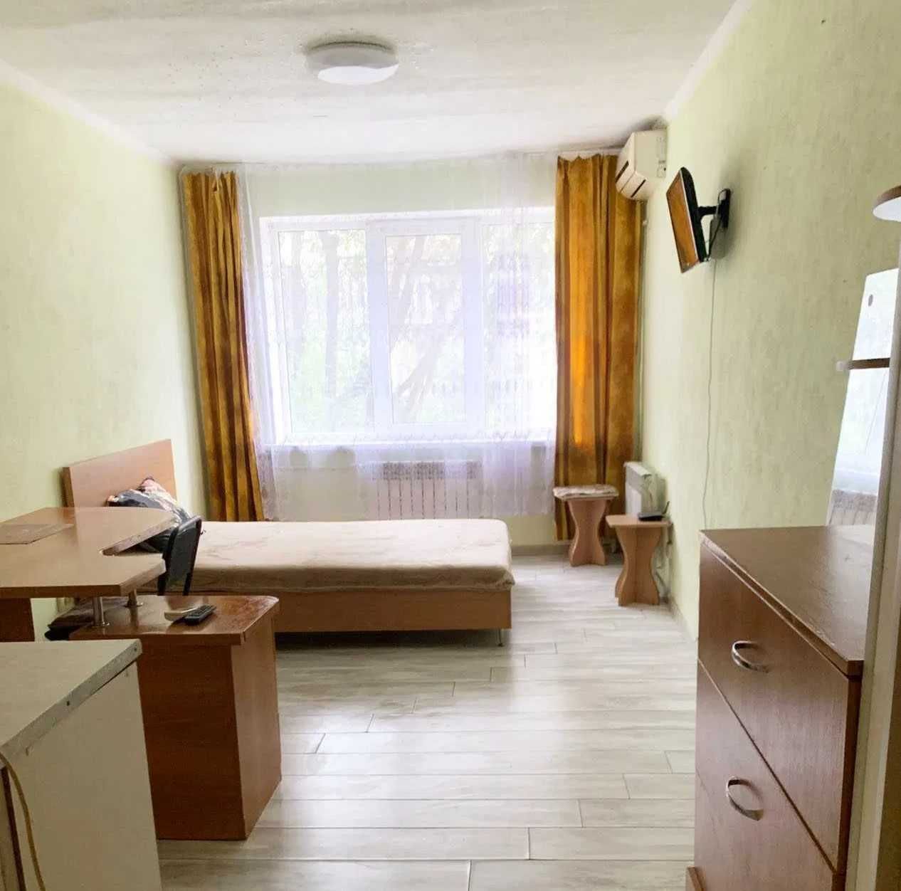 Здам світлу 1-кімнатну квартиру, пр. Олександра Поля, 10/12