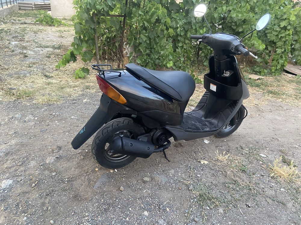 В продажі сузукі лец 2 з контейнера