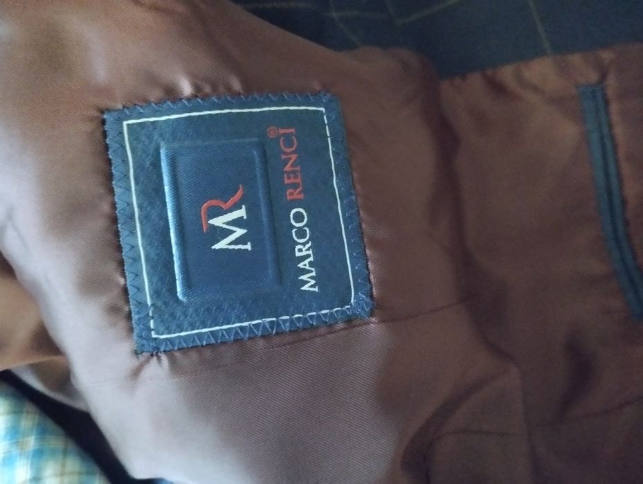 Чоловічий костюм