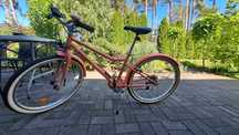 Rower trekkingowy Btwin Riverside  24 cale z Decathlonu