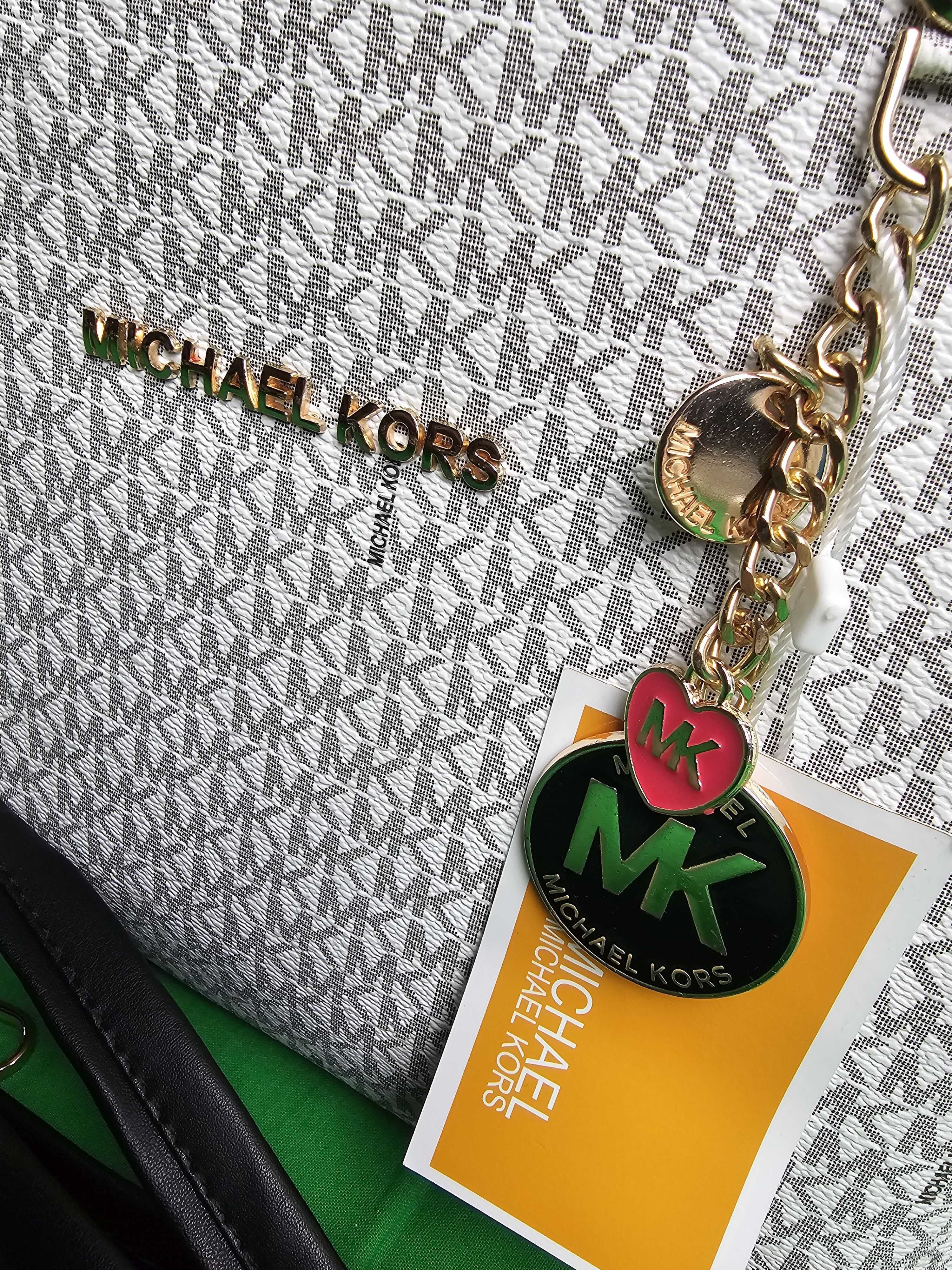 Torebka MK srednia Torba biala Michael Kors z dlugimi raczkami pasek