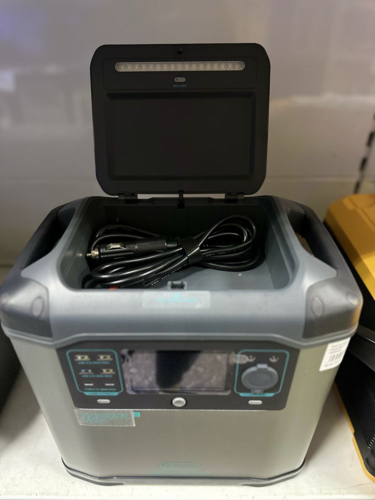 Портативна зарядна станція Flashfish P25 MAX 2200W 1935Wh