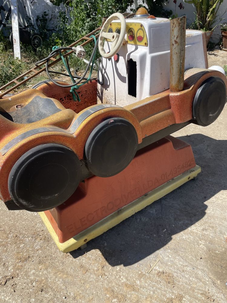 Carro eletrico de crianca