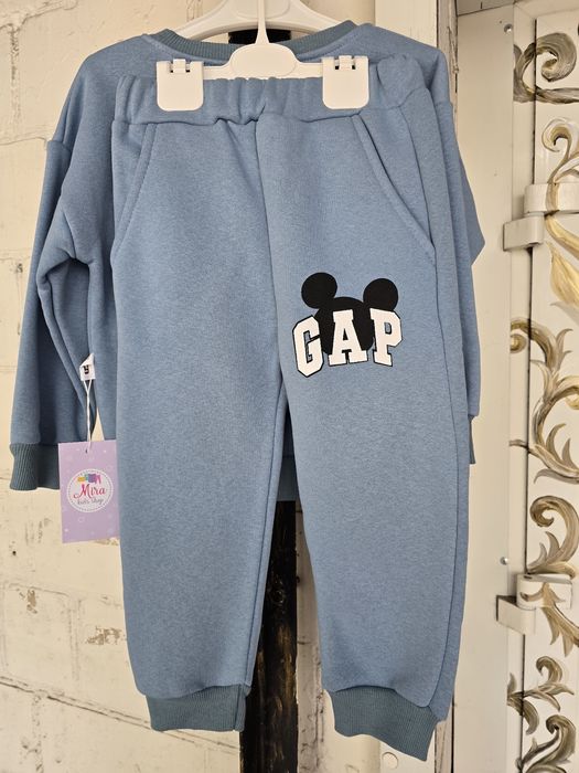 Костюм з Мікі маусом  Gap 92
