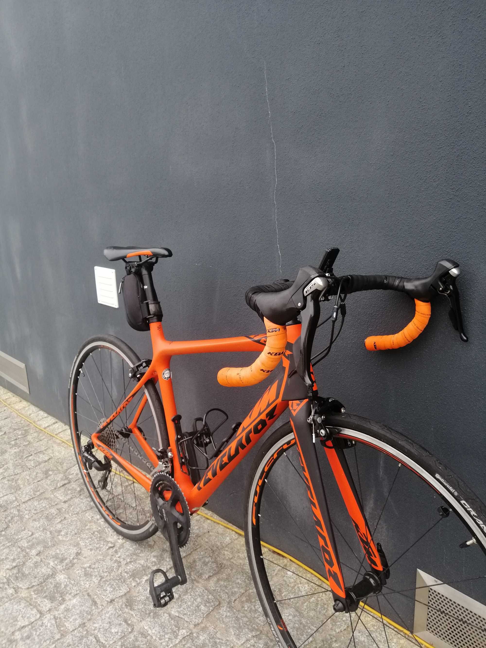 KTM Revelator CARBON 3500