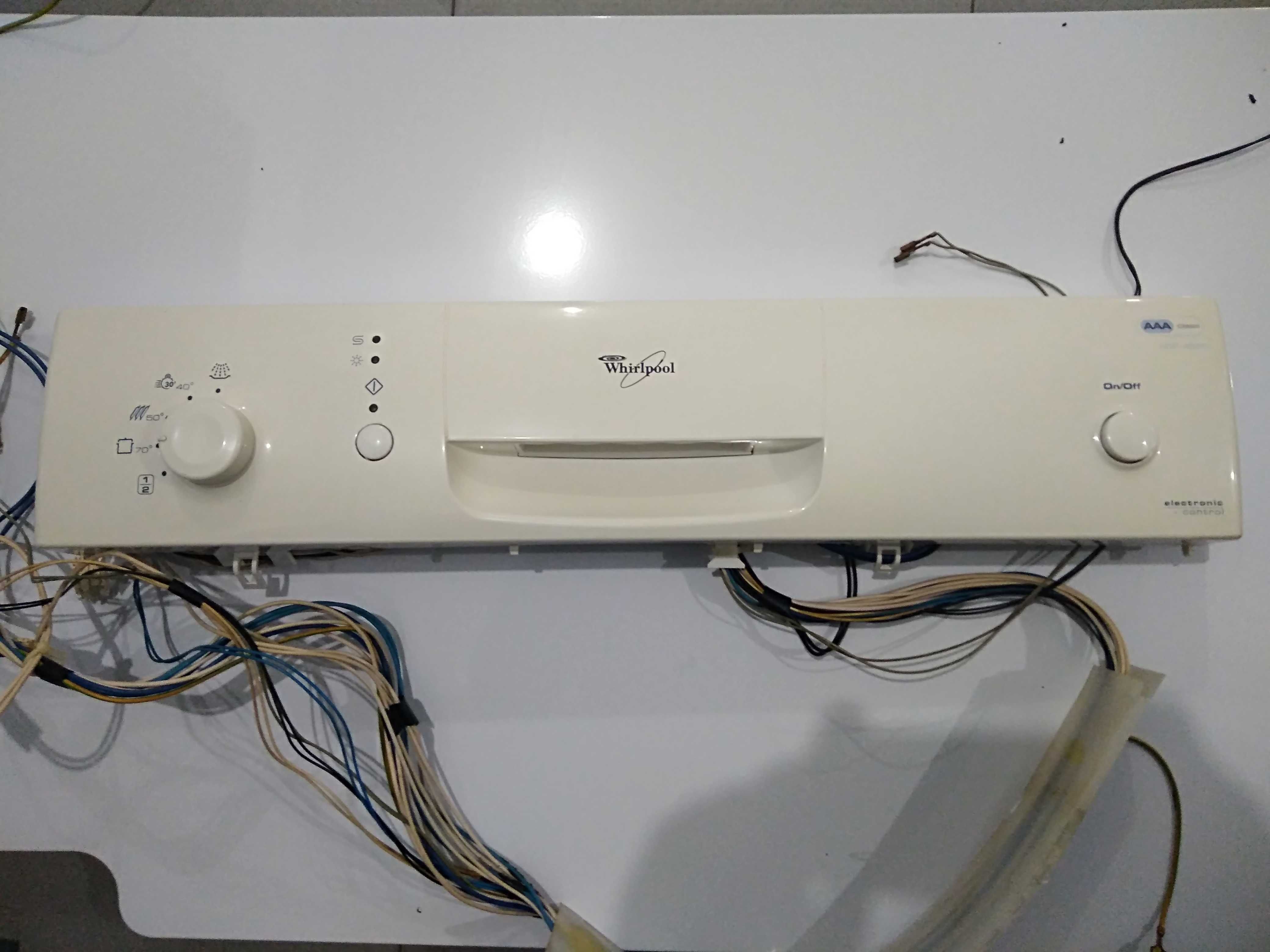 Peças Máquina Lavar Loiça Whirlpool ADP 4595 WHM (851176001825)