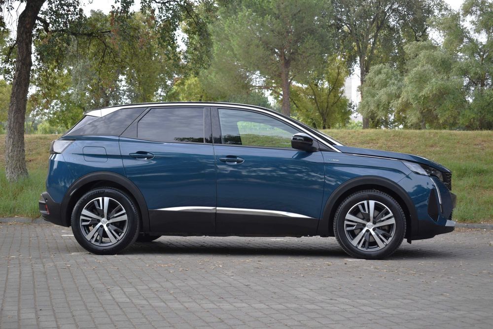 2023/05 | Peugeot 3008 Plug-In Hybrid 225 e-EAT8 Allure Pack
