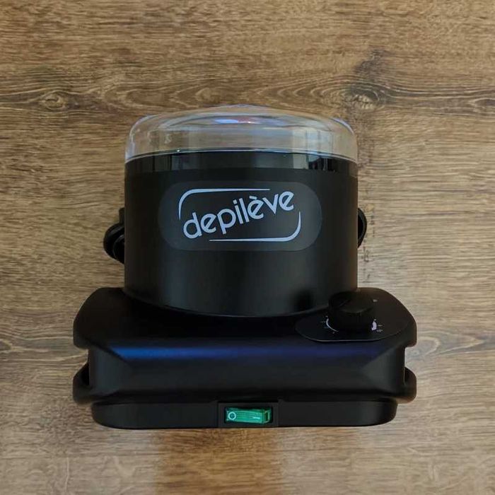 Podgrzewacz do wosku w puszkach Depileve Barbepil 400g Czarny