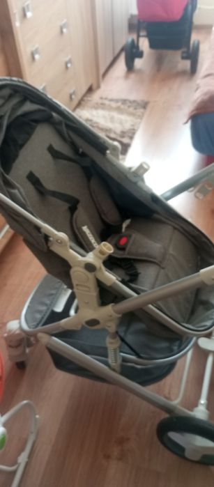 Wózek spacerowy plus nosidełko