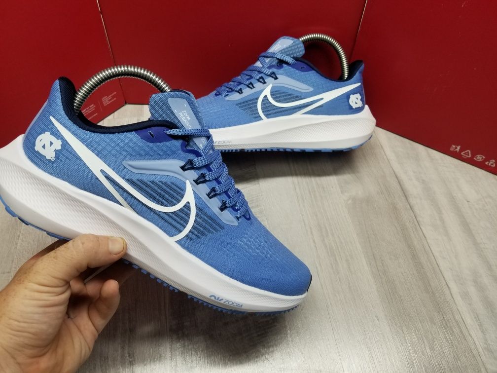 Nike Air Zoom Pegasus(40)