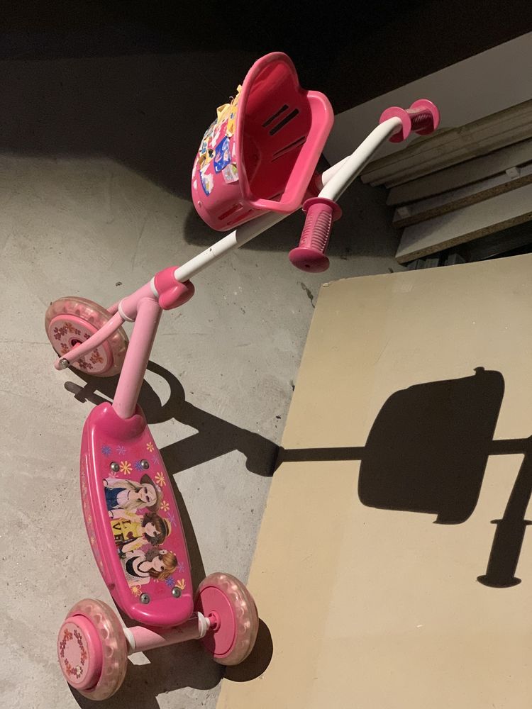 Hulajnoga trzykołowa różowa dziecięca