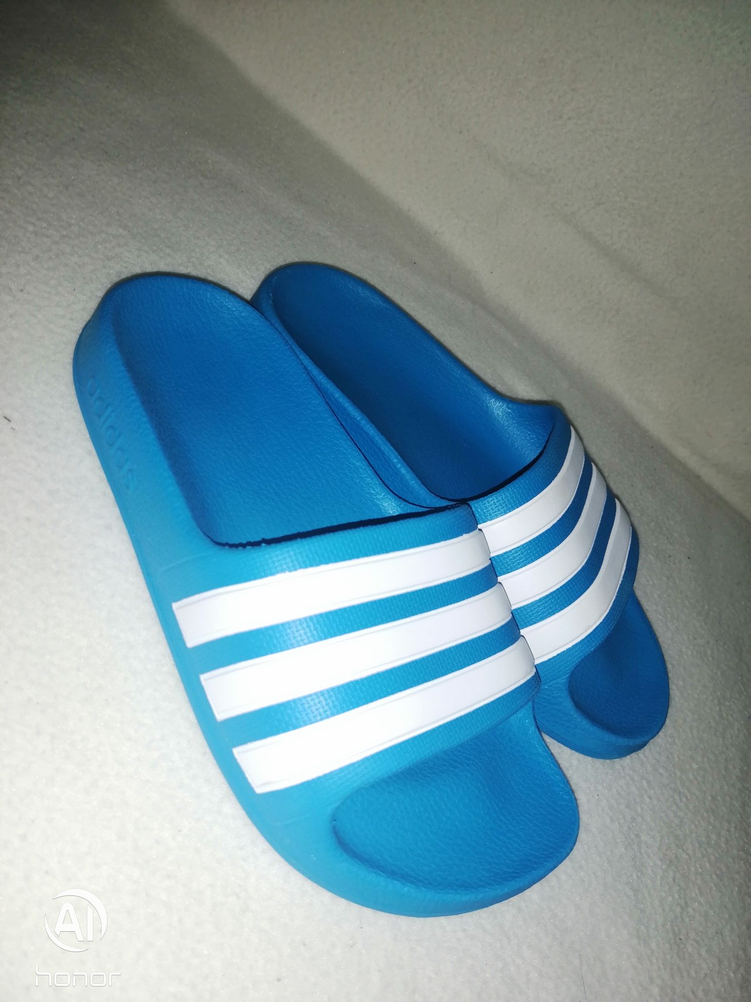 Klapki Adidas dziecięce 29 laczki basenowe