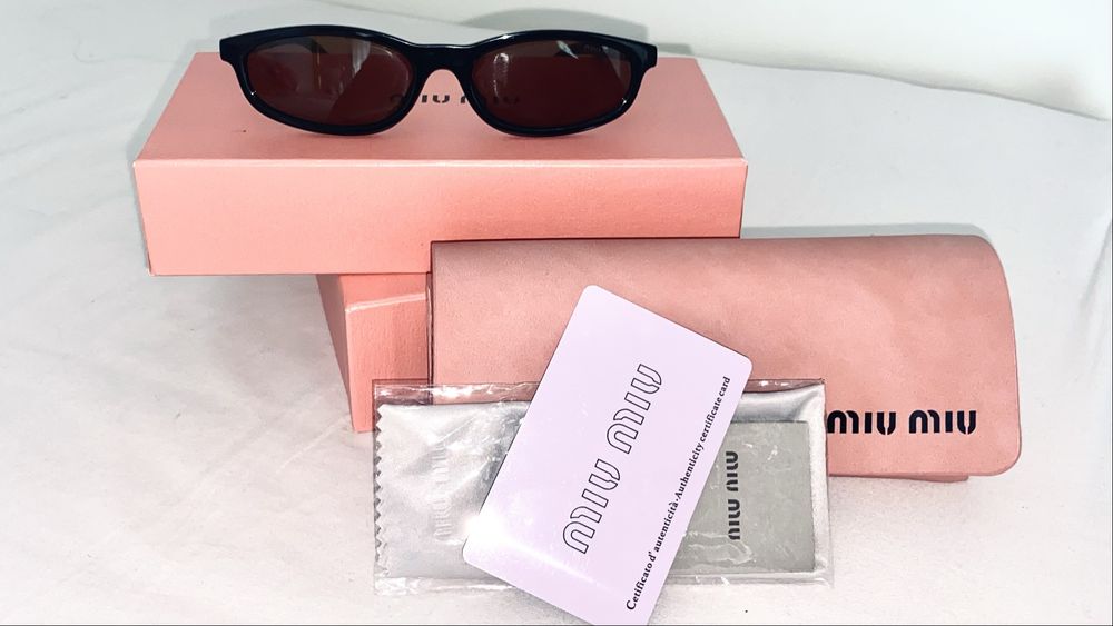 Óculos de sol Miu Miu