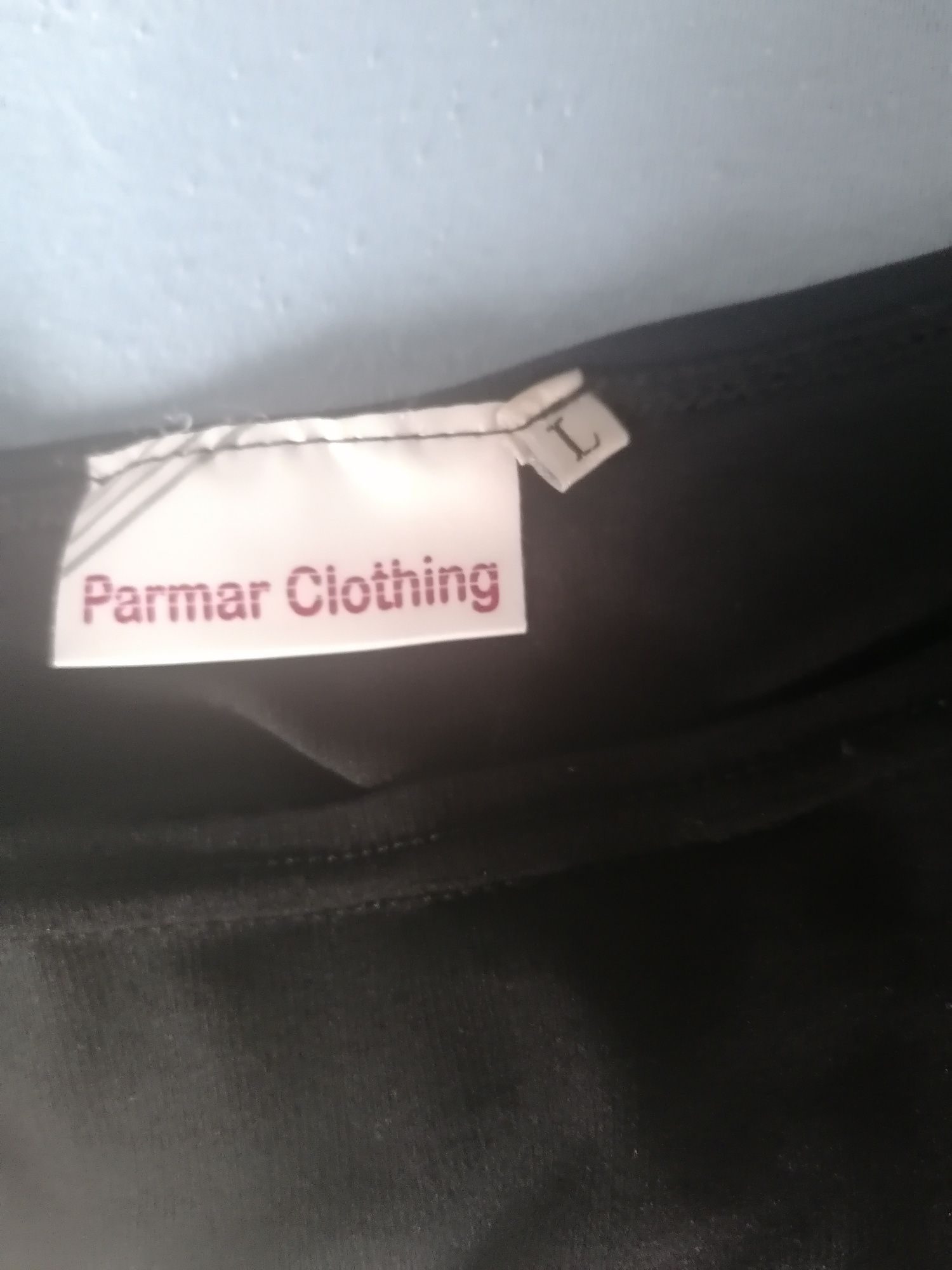 Bluzka firmy Parmar Clothing