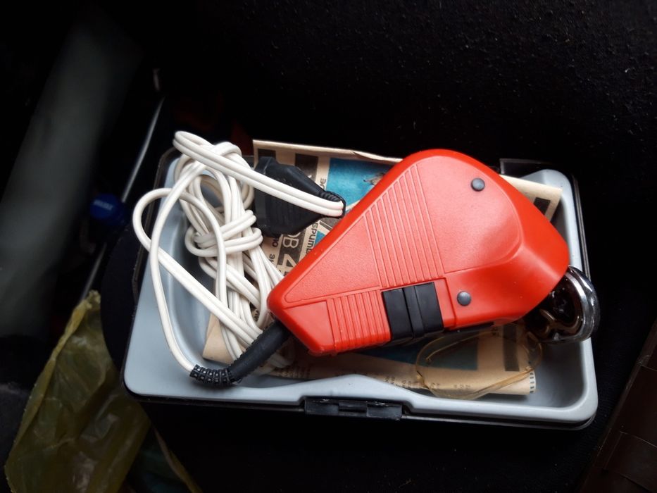 Sprzedam radziecką maszynkę do brody.