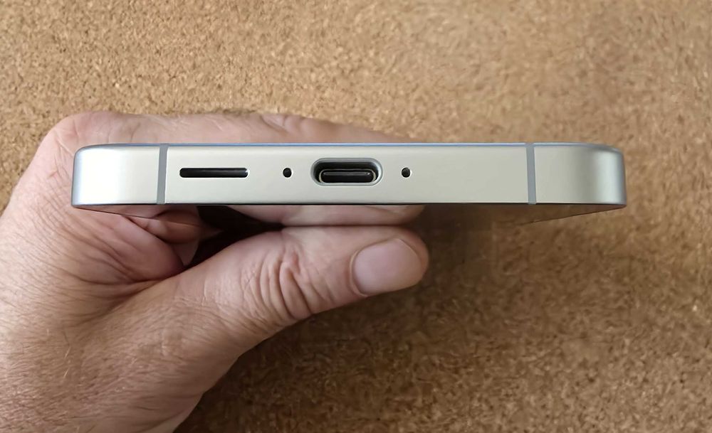 Samsung Galaxy S24 Fe SM-S721 B/DS 8GB/128GB Miętowy Nowy Folia Gwaran