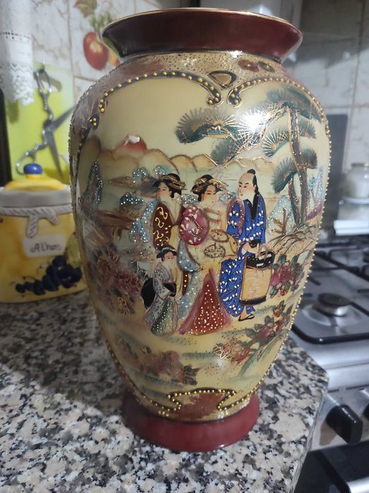Pote chinês pintado à mão