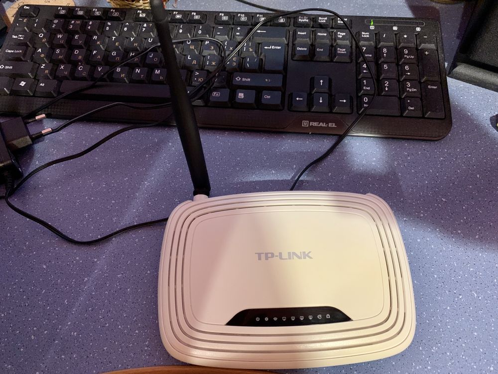 Роутер TP-LINK WR740N