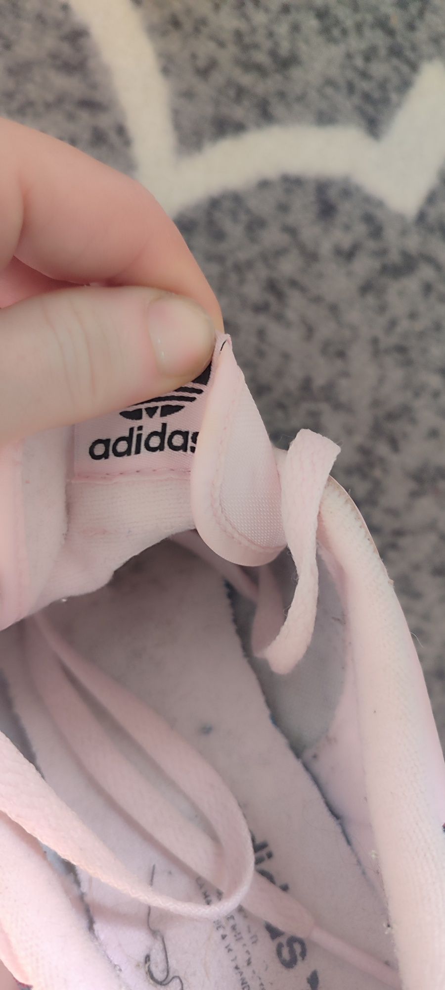 Adidas pudrowe różowe dla dziewczynki