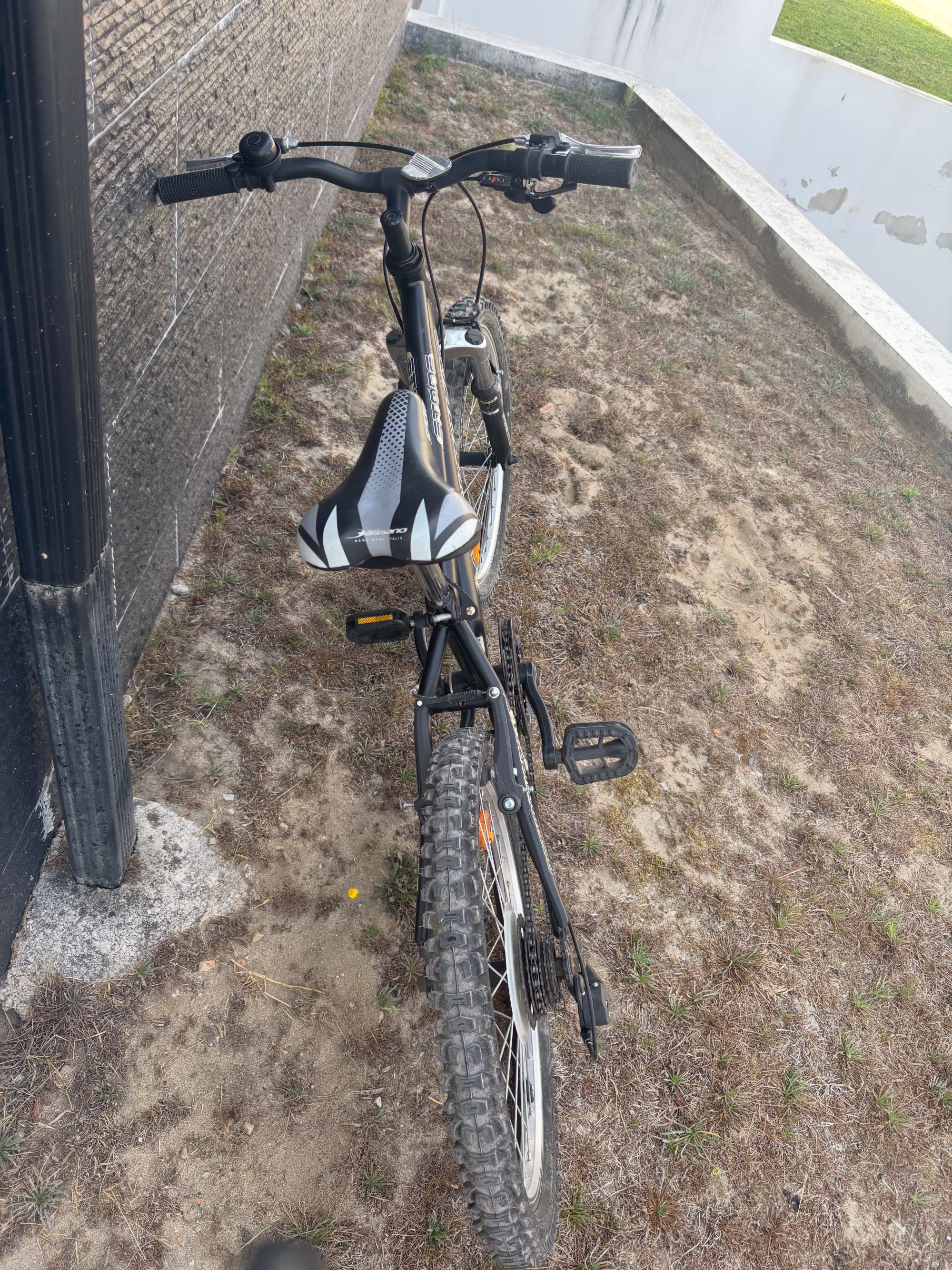 Bicicleta em bom estado
