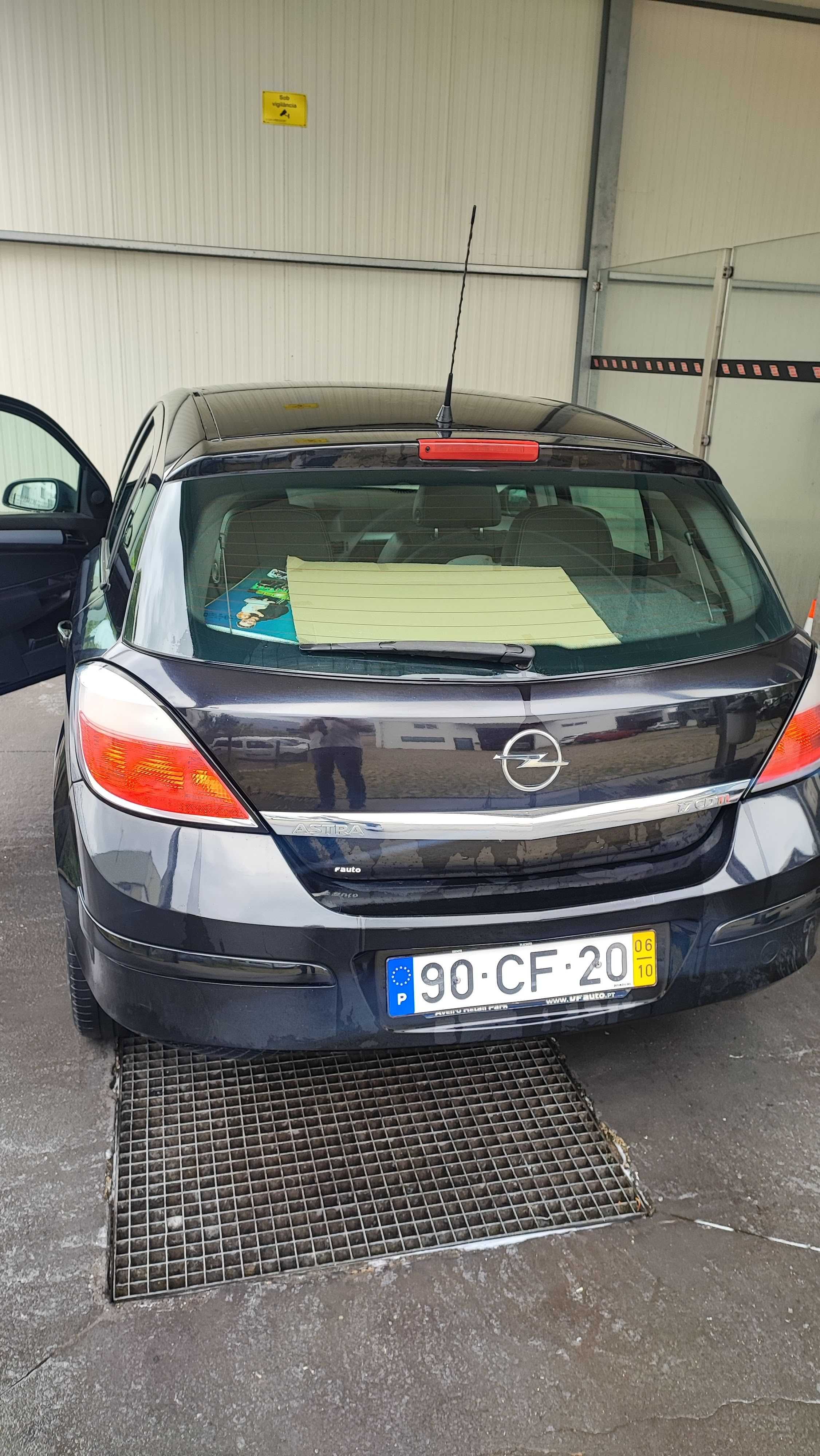 Opel Astra H 1.7