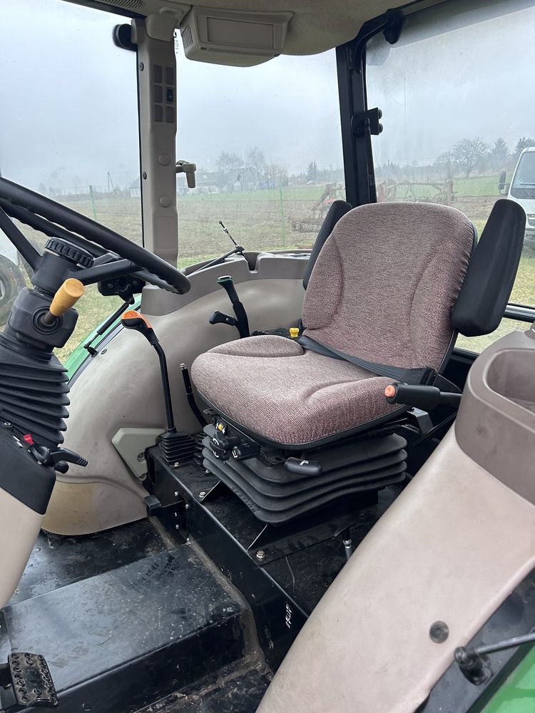 Johan Deere 5065E Polecam