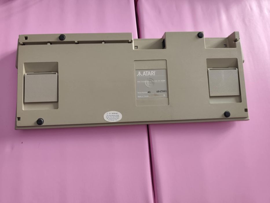 Atari Mega ST2 z klawiaturą oryginalny zestaw
