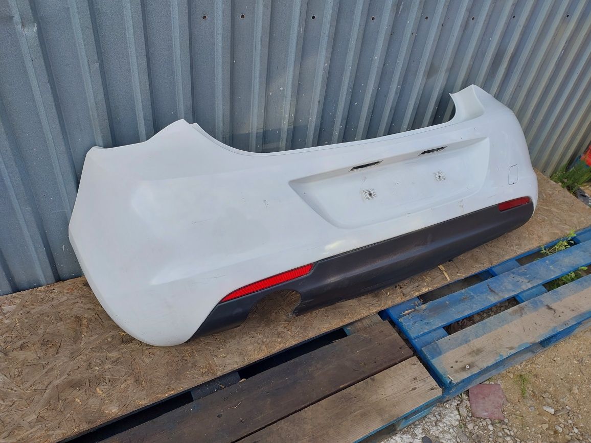 Zderzak tylny Opel Astra J IV   HB Z40R
