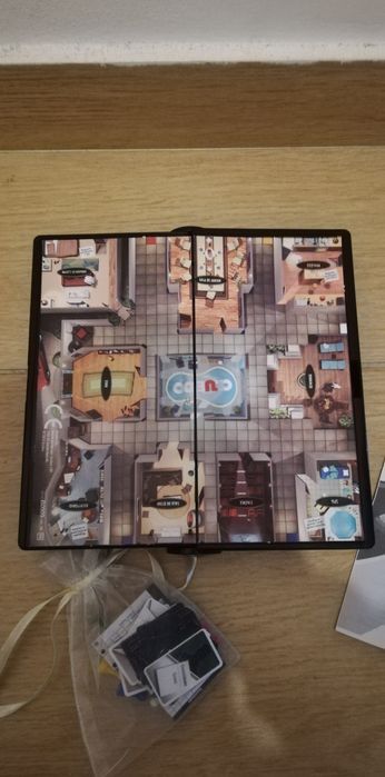 Jogo "Cluedo Grab & Go"