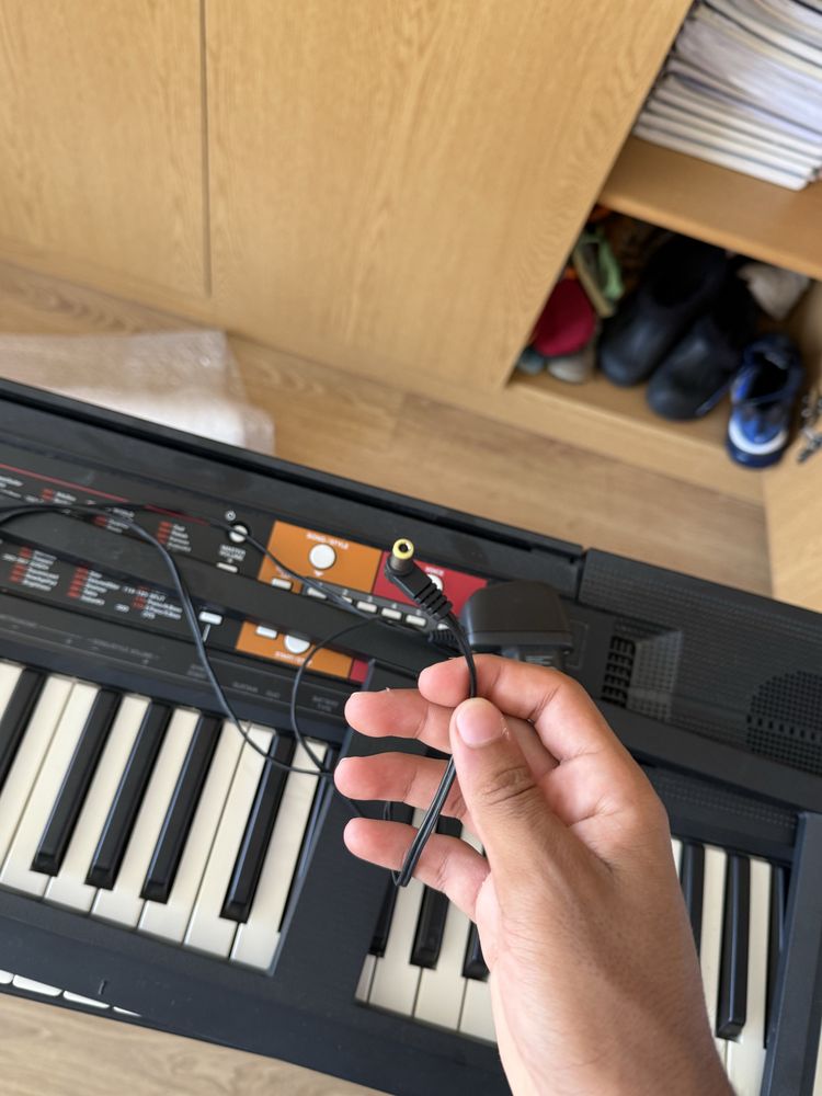 Teclado Yamaha PSR-F51