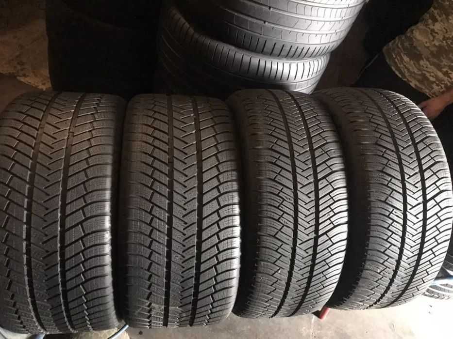 Купити різношорокий комплект зимових БУ шин резини 315/35R21+275/40R21