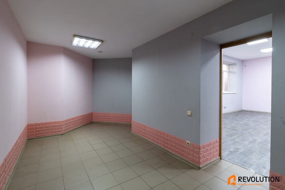 Без% ЖК Софіївська Слобідка 64 м2 комерційне приміщення