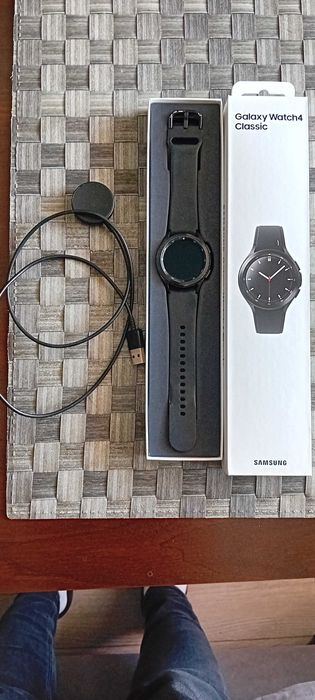 Sprzedam smartwatch Samsung Galaxy Watch 4 CLASSIC!