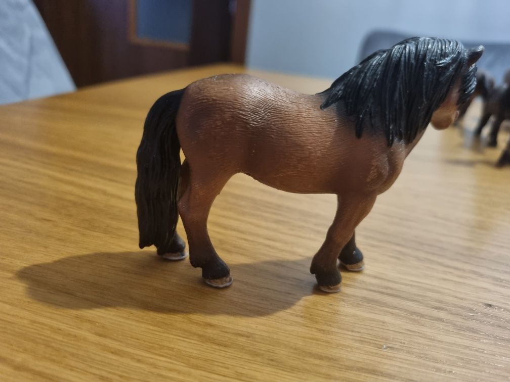 Kuc Dartmor schleich figurka