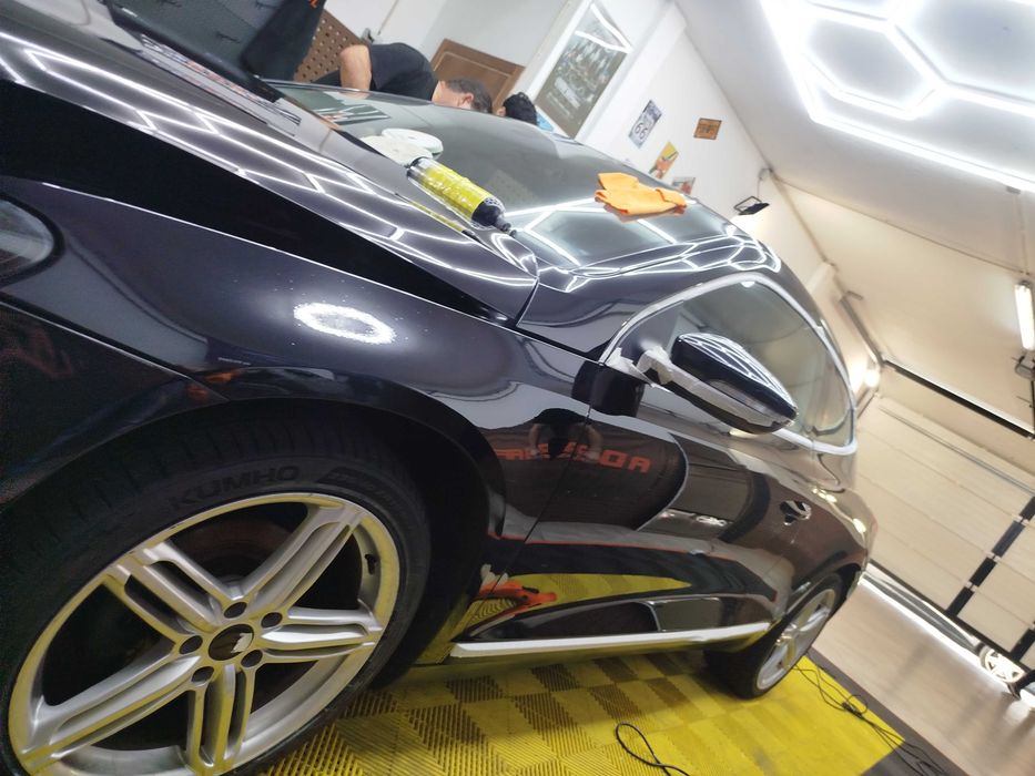 Polimento Automotivo Profissional

O polimento automotivo é o processo