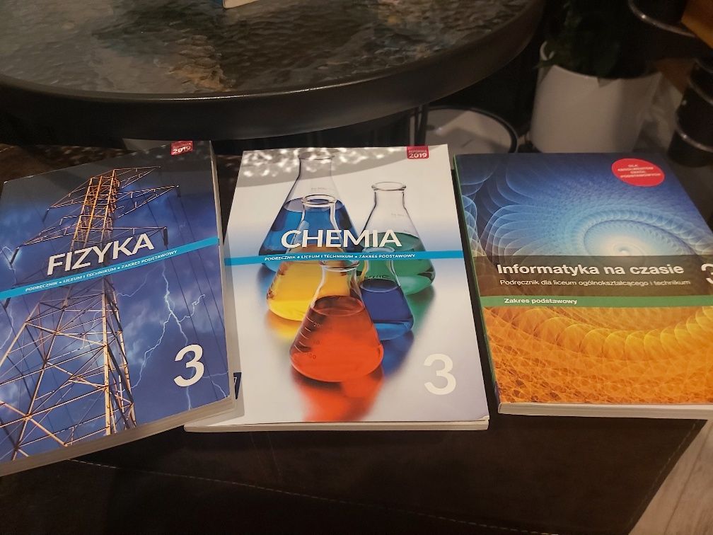 Książki podręczniki dla 3 klasy Liceum + Technikum
