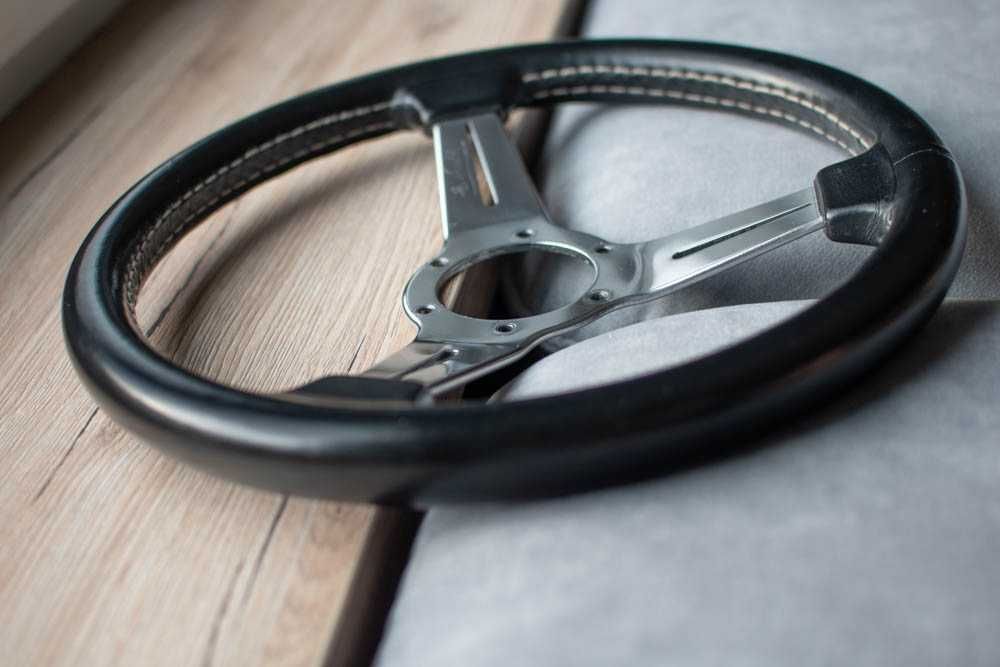 oryginalna skórzana kierownica Nardi Torino Classic 330mm z Japonii