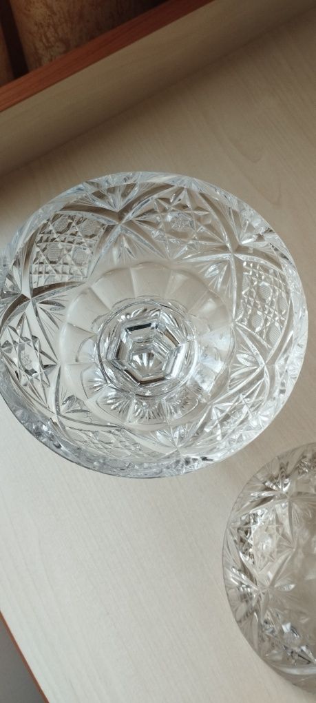 Хрустальная конфетница