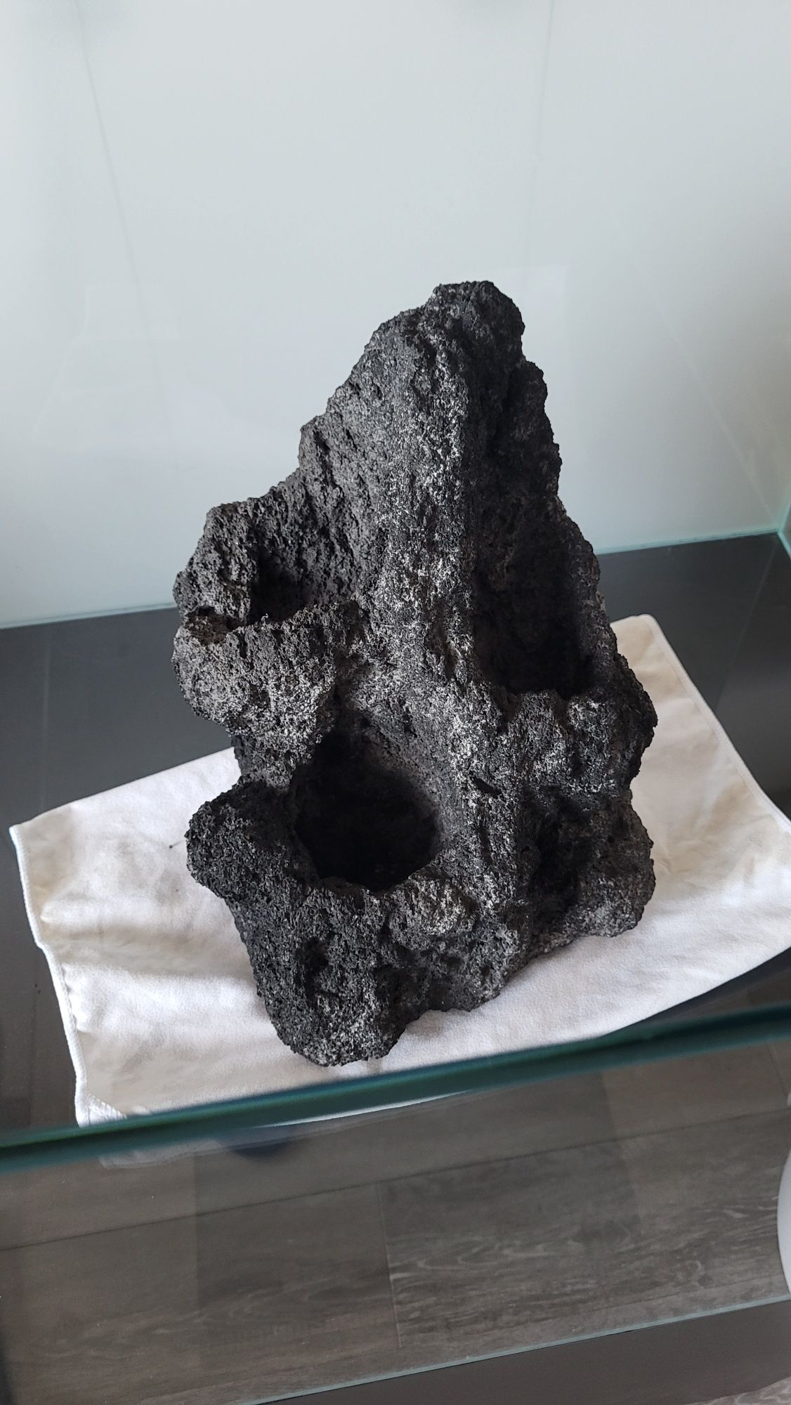 ADA unzan stone L, piękna skała do akwarium