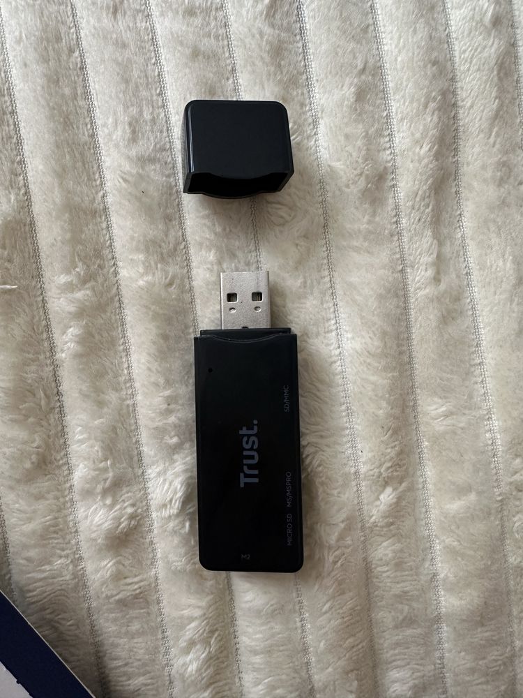 USB Кардрідер Trust