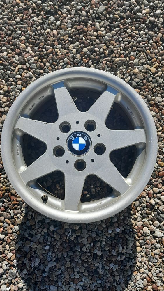 Felgi 15” z rantem