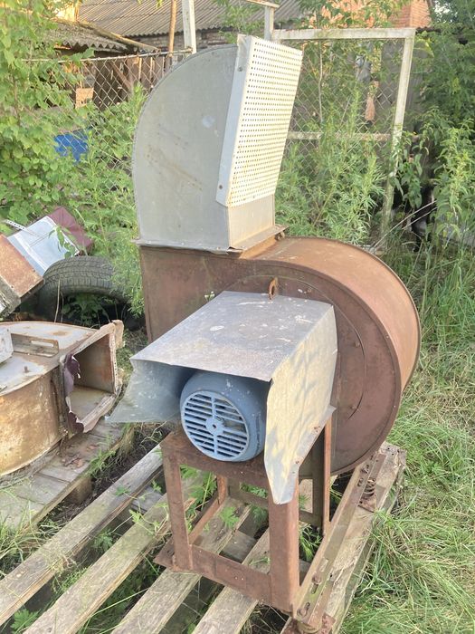 Вентилятор , витяжка